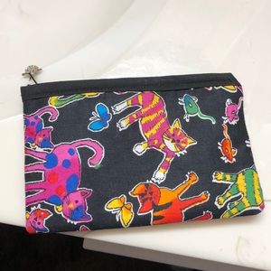 Cat patterned pouch